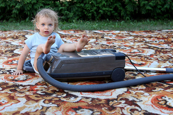 baby does carpet cleaning